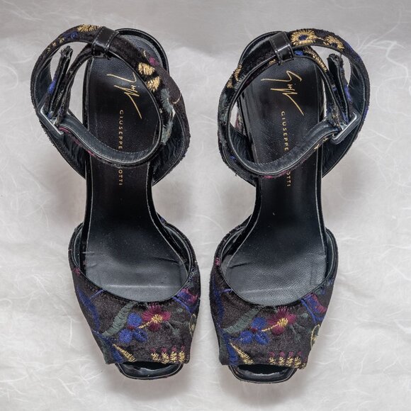 Giuseppe Zanotti Black and Blue Velvet Floral Platform Heels - Picture 6 of 9